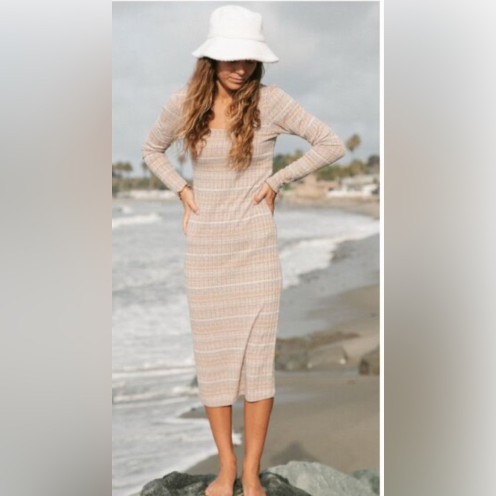 Easter 🐣 Billabong Long Sleeve Women's Bodycon Midi Brown and Tan Dress